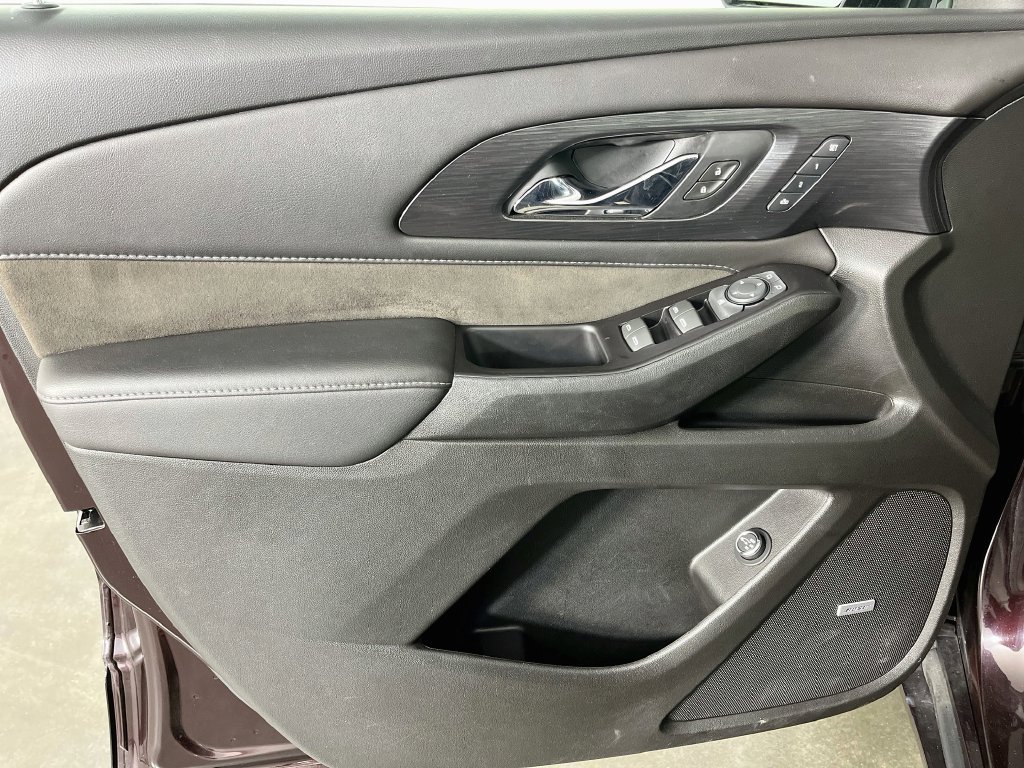 Used 2020 Chevrolet Traverse High Country w/ LPO, Floor Liner Package AWD/4WD image 26