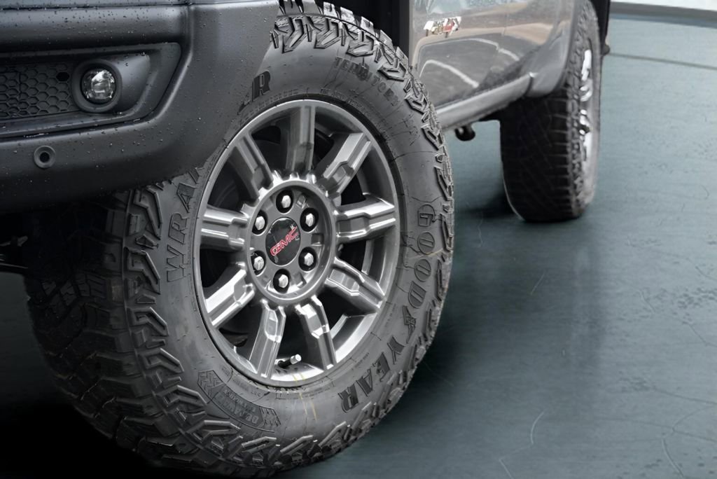 New 2026 GMC Sierra 1500 AT4X image 3