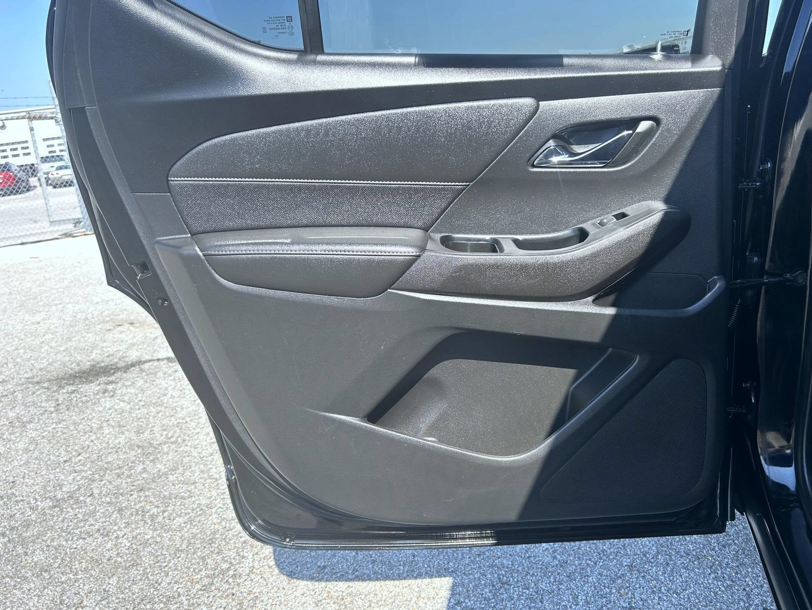 Certified 2023 Chevrolet Traverse Premier w/ Redline Edition AWD/4WD image 18