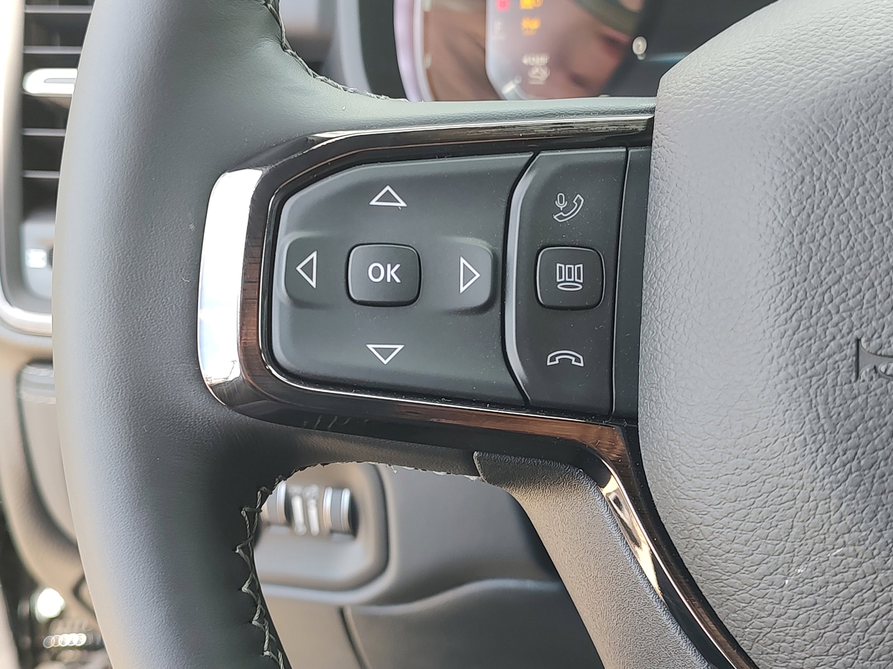 New 2026 RAM 2500 Limited image 25