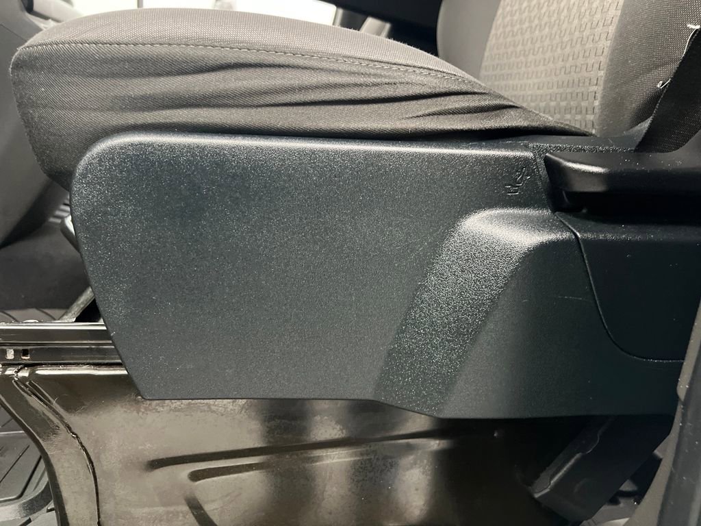 Used 2023 Ford Transit 350 XLT image 10