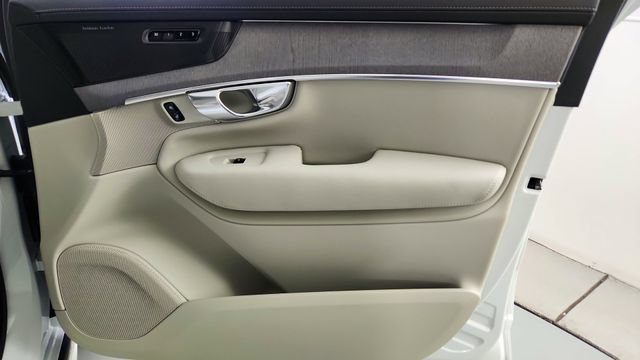 New 2026 Volvo XC90 T8 Ultra w/ Protection Package Premier AWD/4WD image 43