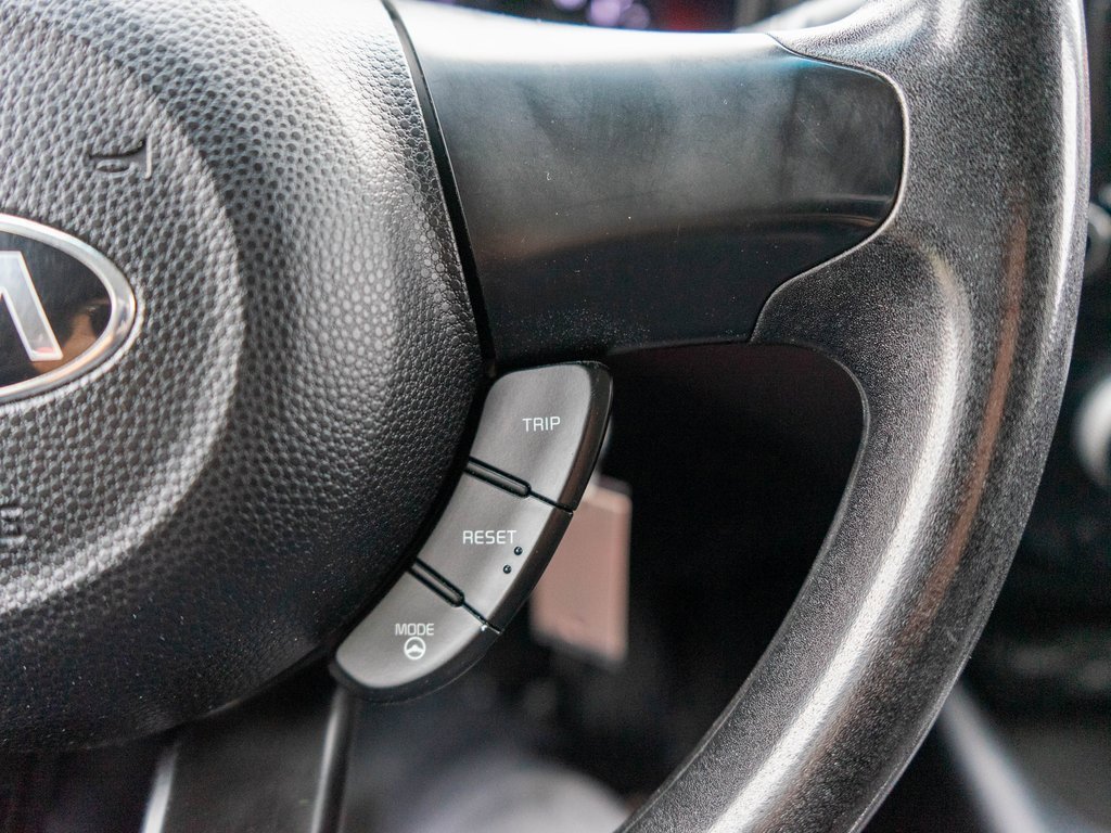 Used 2016 Kia Soul image 18