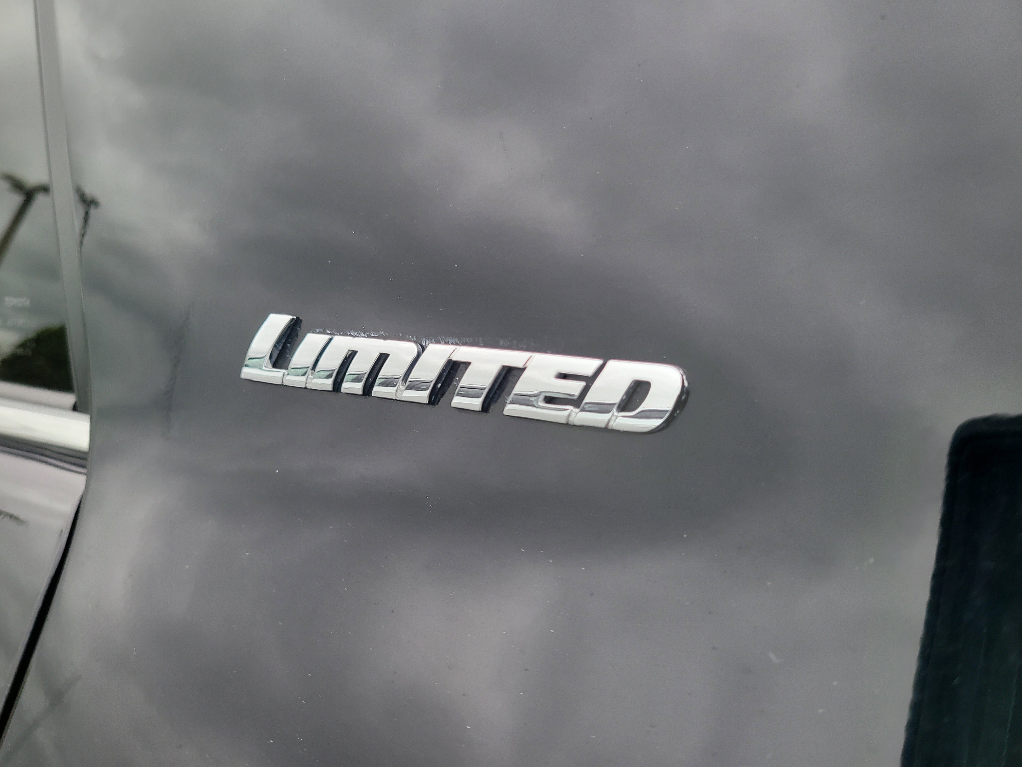 Used 2021 Toyota 4Runner Limited AWD/4WD image 11
