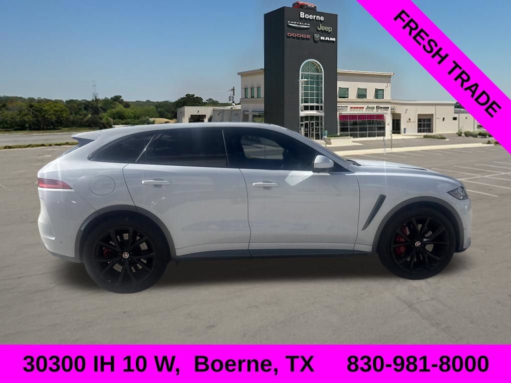 Used 2020 Jaguar F-PACE SVR AWD/4WD image 2