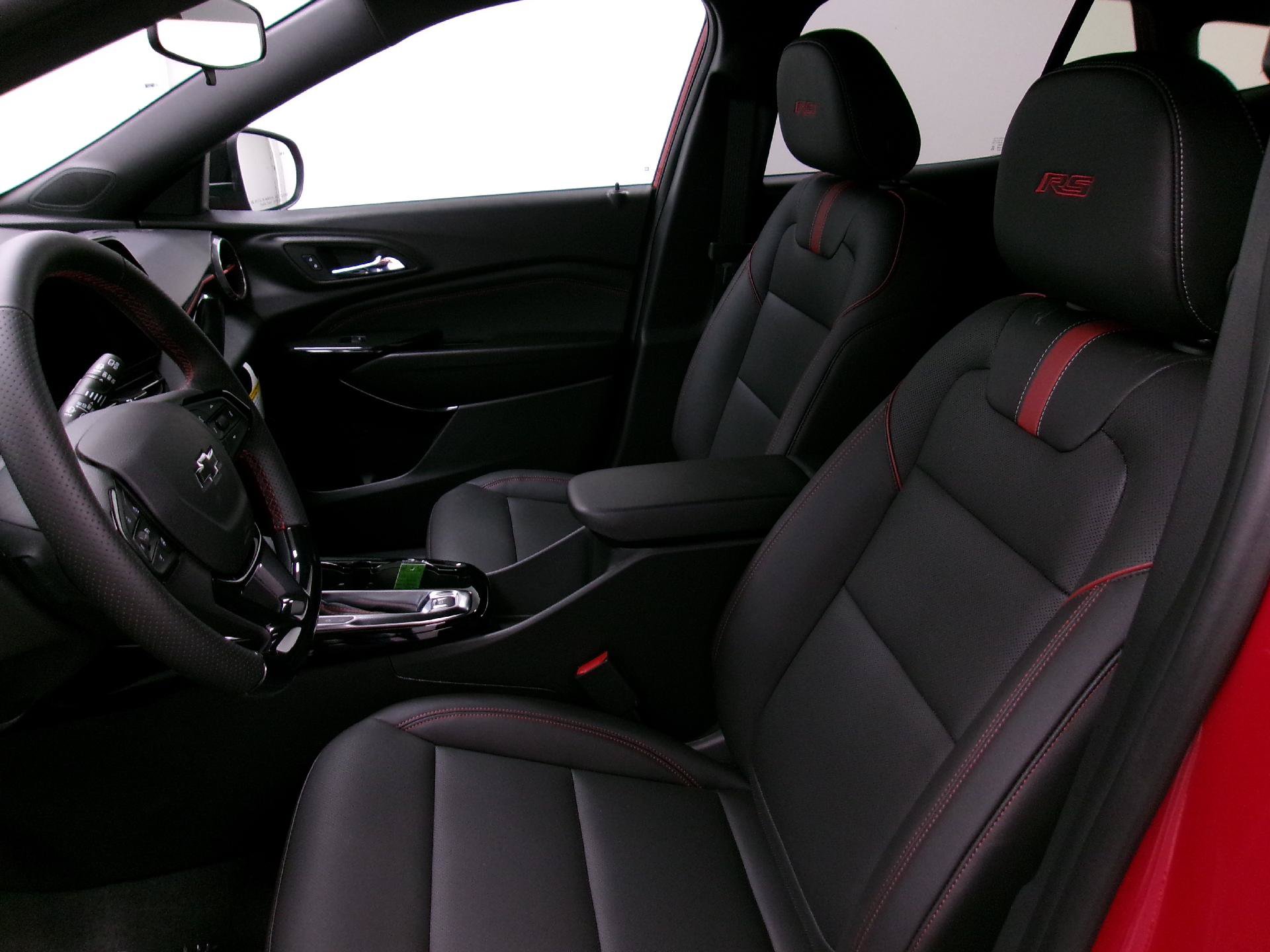 New 2026 Chevrolet Trax RS w/ Driver Confidence Package FWD image 7