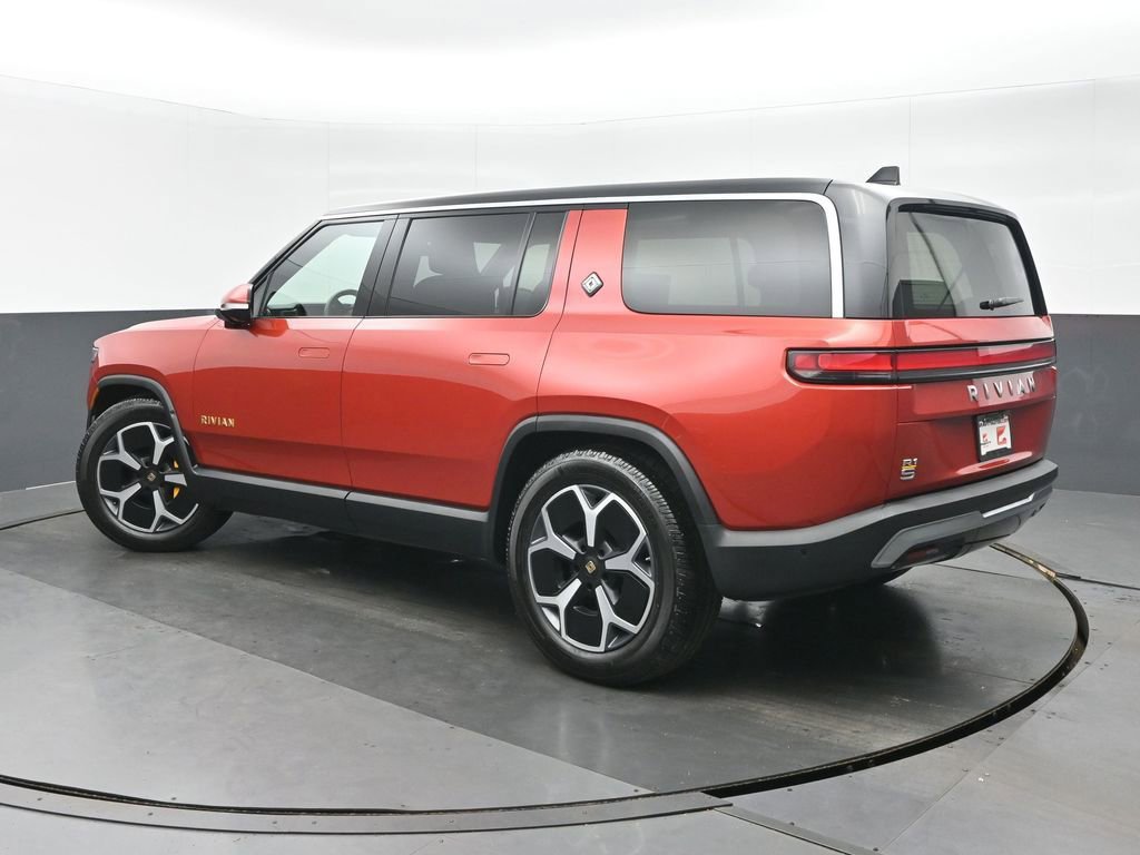 Used 2024 Rivian R1S Adventure AWD/4WD image 5