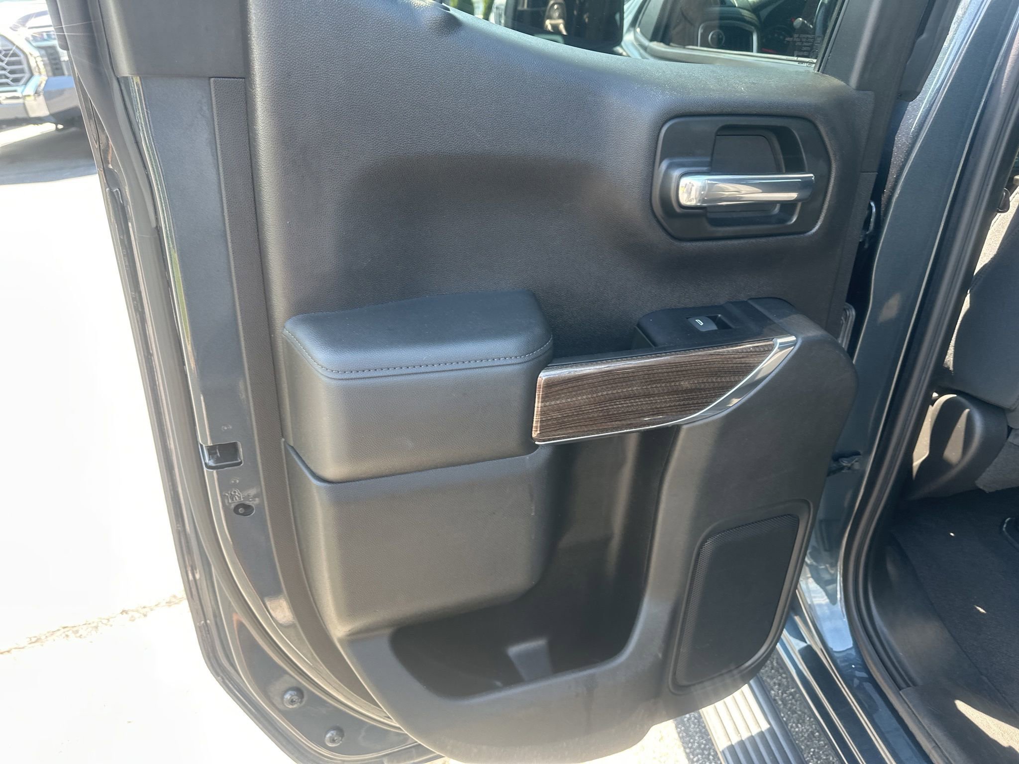 Used 2019 Chevrolet Silverado 1500 RST w/ All-Star Edition AWD/4WD image 21