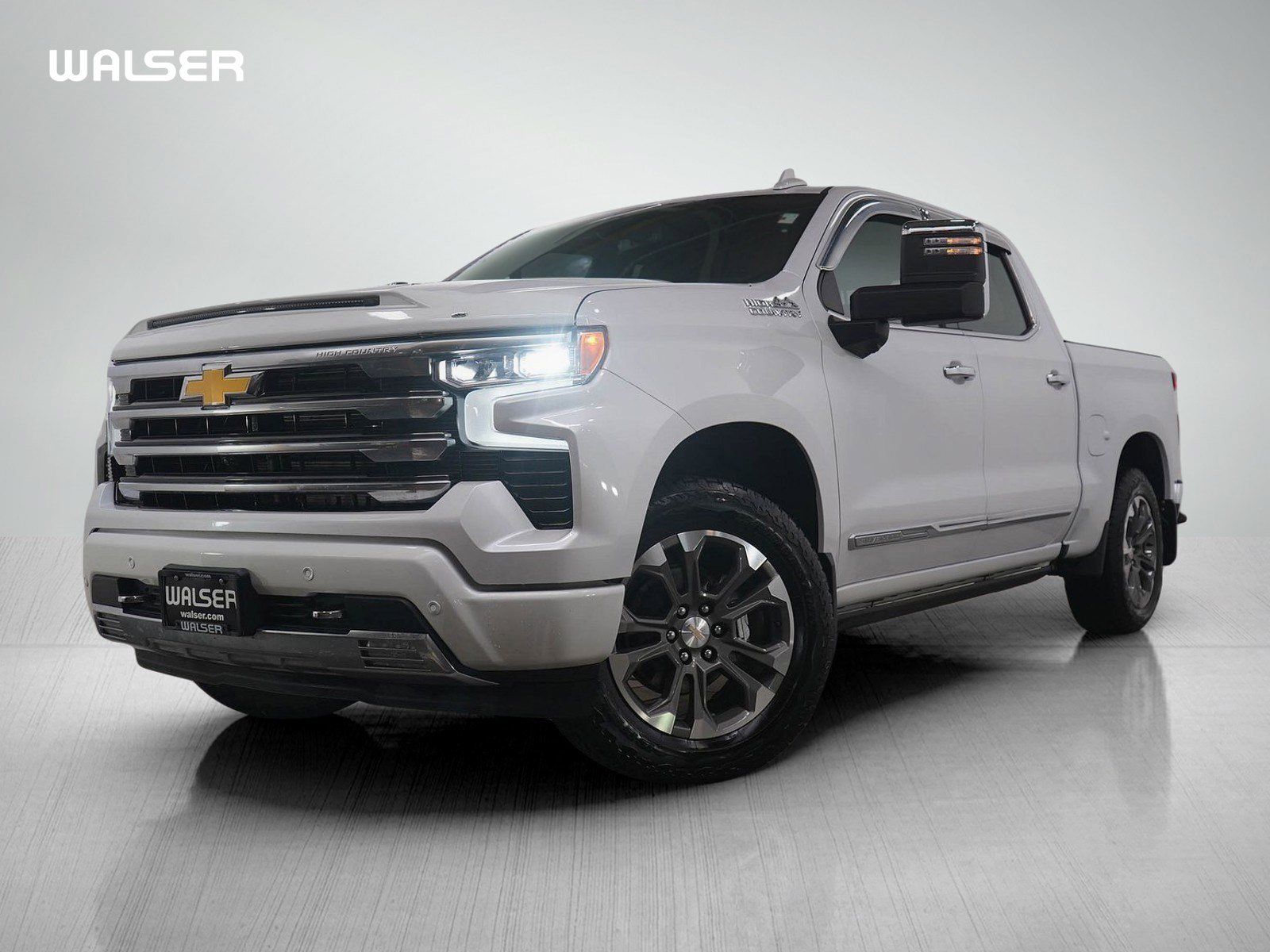 Used 2023 Chevrolet Silverado 1500 High Country image 1