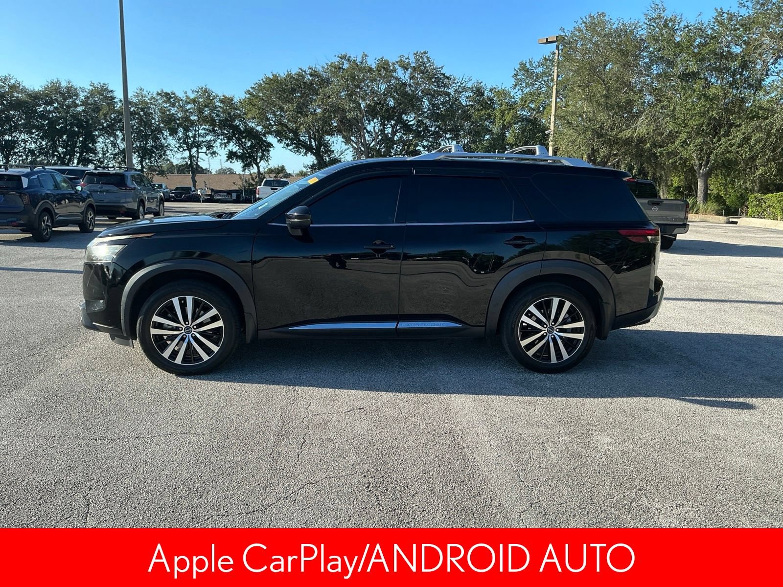 Certified 2024 Nissan Pathfinder Platinum w/ Cargo Package FWD image 4