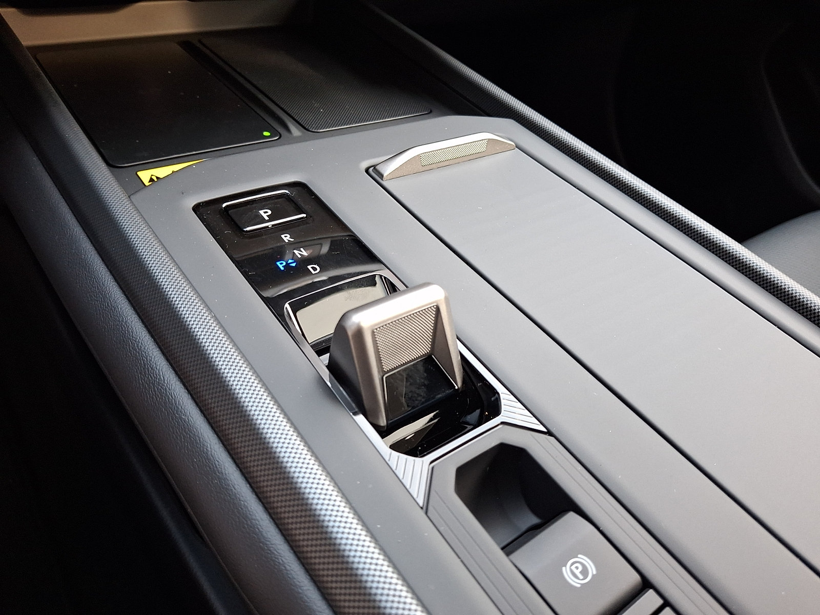 New 2026 Lexus ES 500e AWD/4WD image 11
