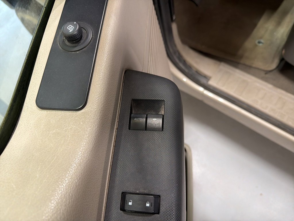 Used 2010 Ford F250 XL image 13