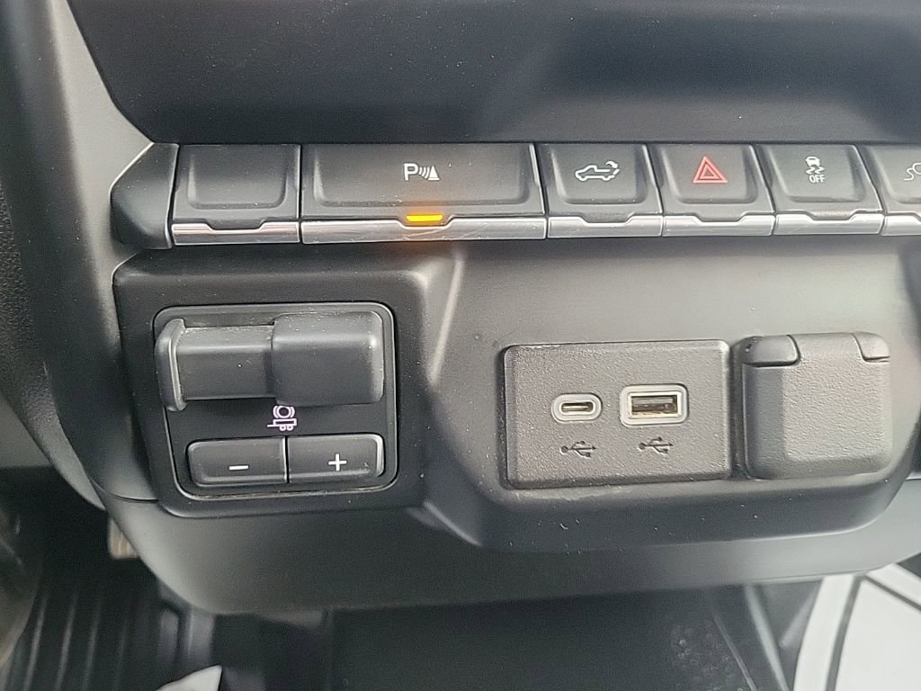 Certified 2022 GMC Sierra 2500 SLE w/ X31 Off-Road Package image 16