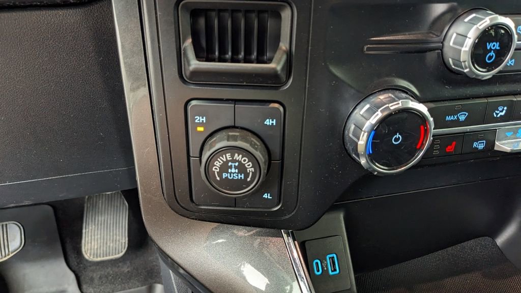 Certified 2023 Ford F150 XLT w/ Equipment Group 302A High image 31