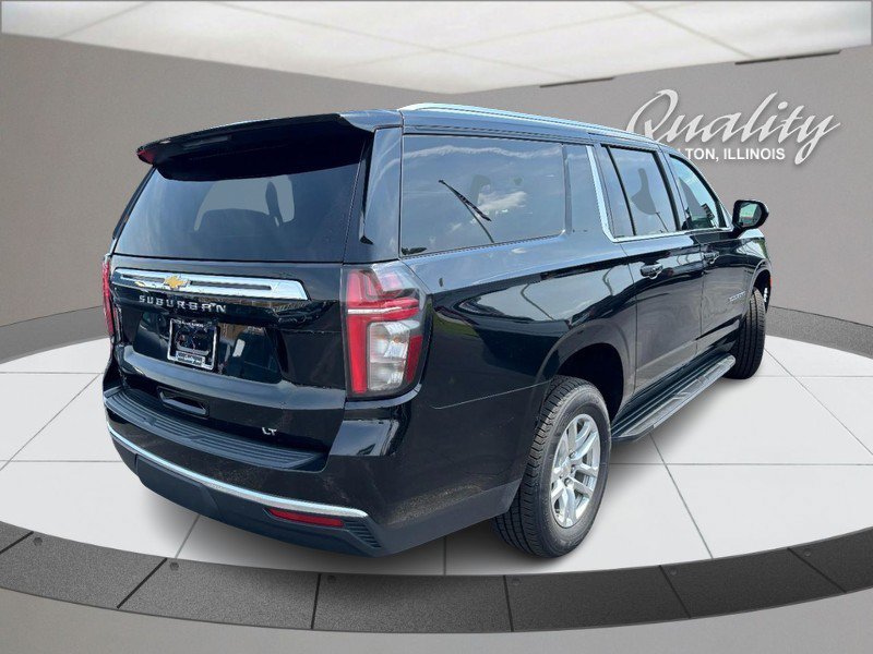 Used 2024 Chevrolet Suburban LT AWD/4WD image 4