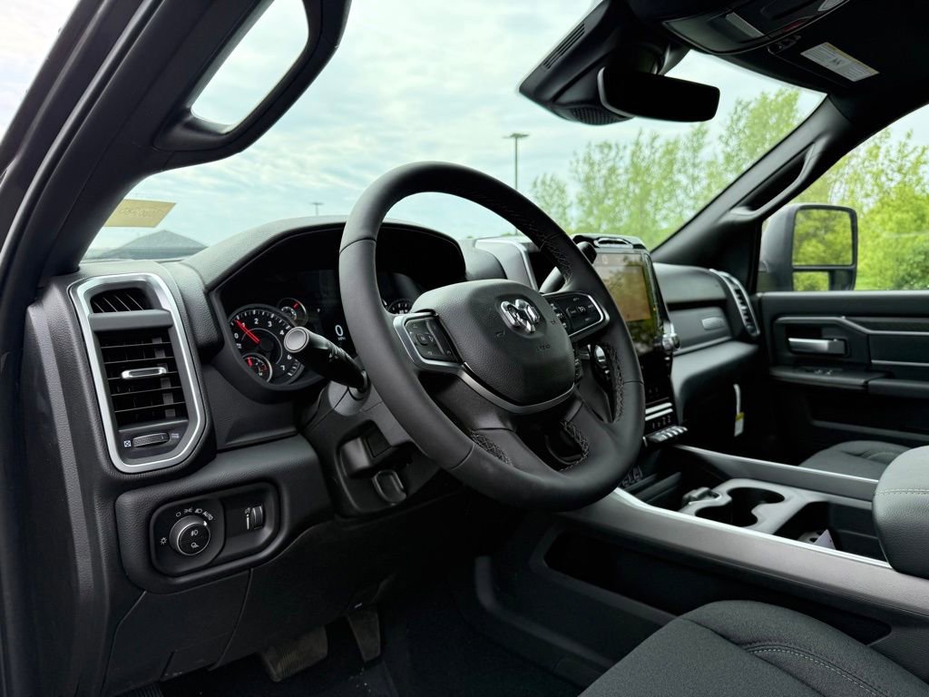 New 2026 RAM 2500 Big Horn AWD/4WD image 20
