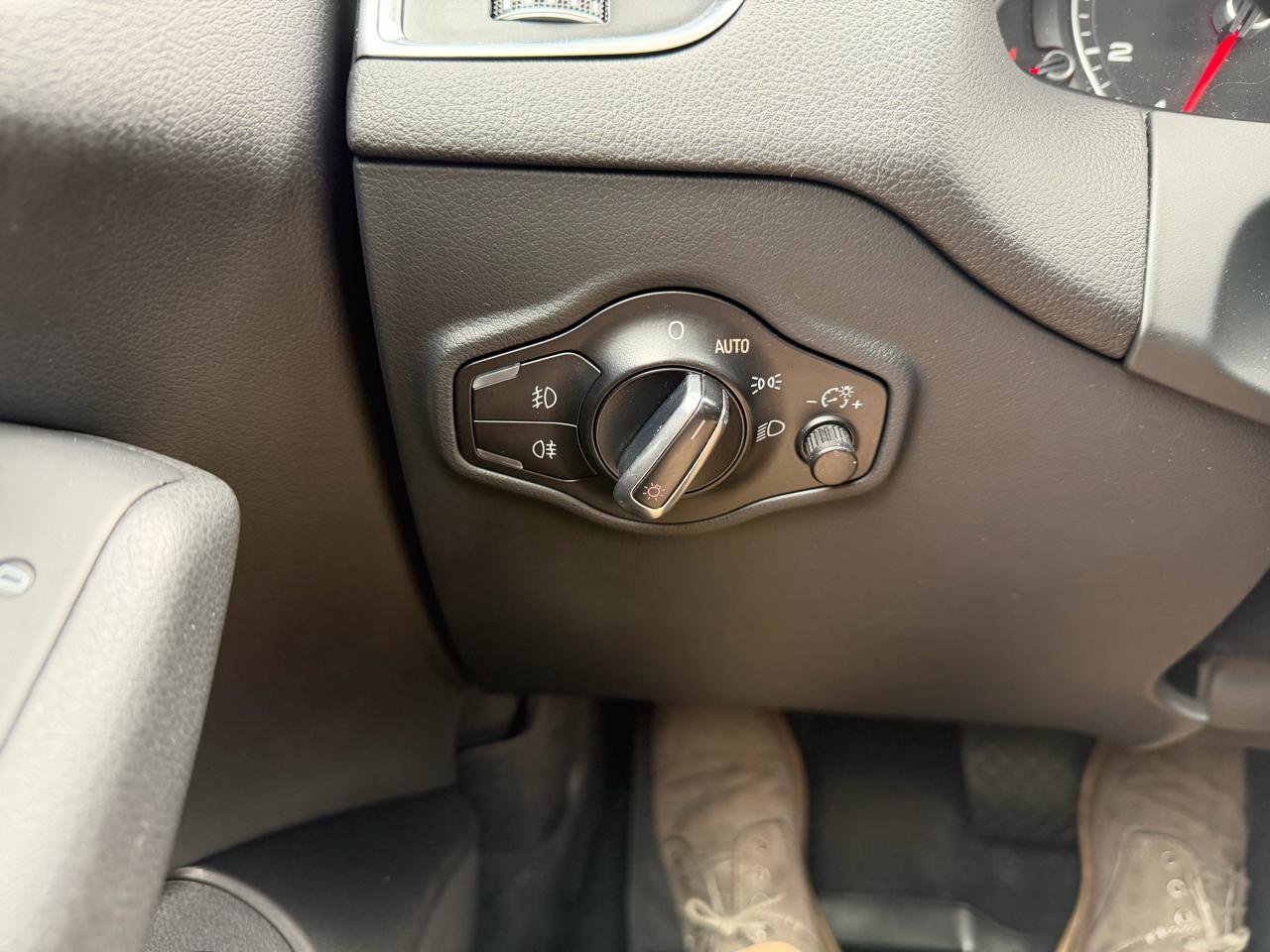 Used 2013 Audi Q5 2.0T Premium Plus AWD/4WD image 30