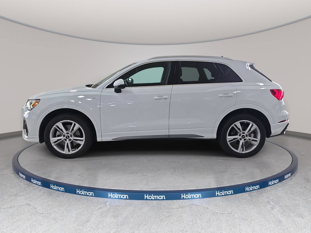Used 2022 Audi Q3 2.0T Premium Plus w/ Premium Plus Package AWD/4WD image 11