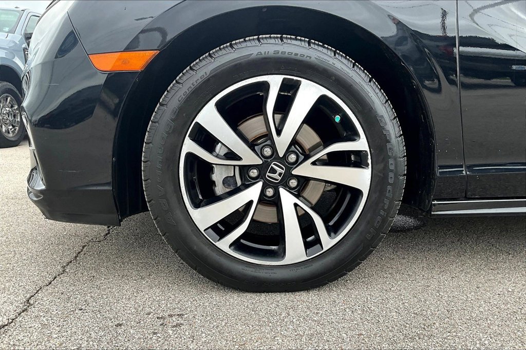 Used 2018 Honda Odyssey Elite image 8