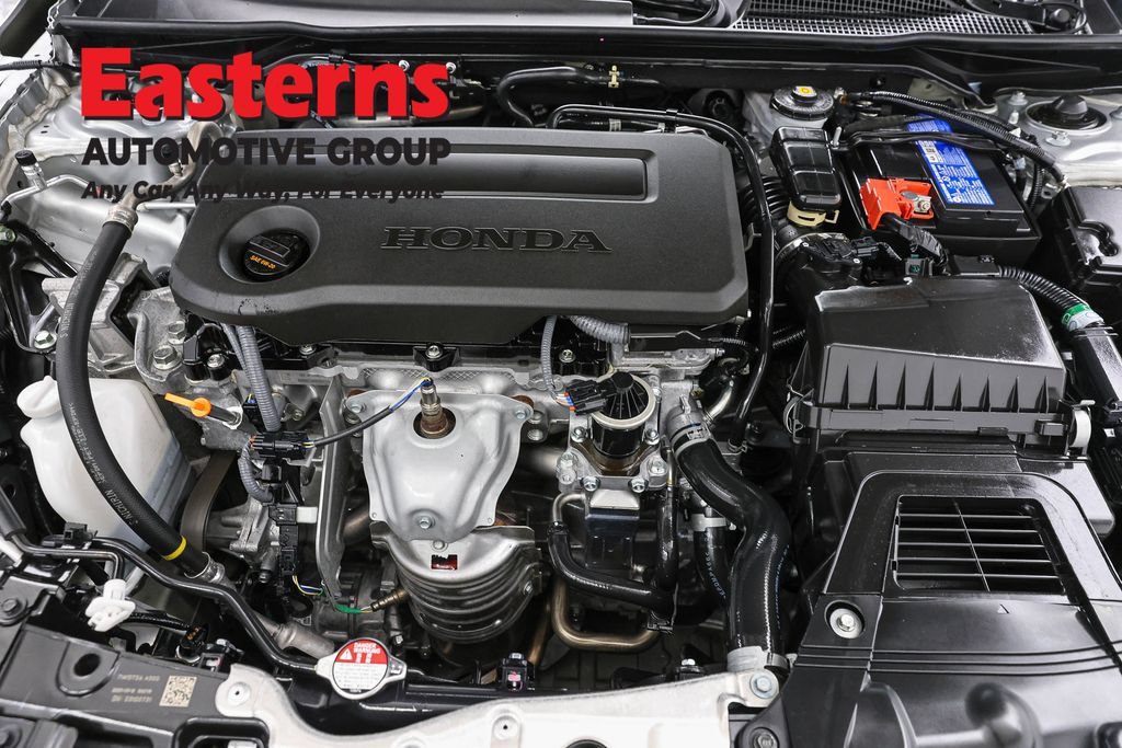 Used 2025 Honda Civic Sport image 7