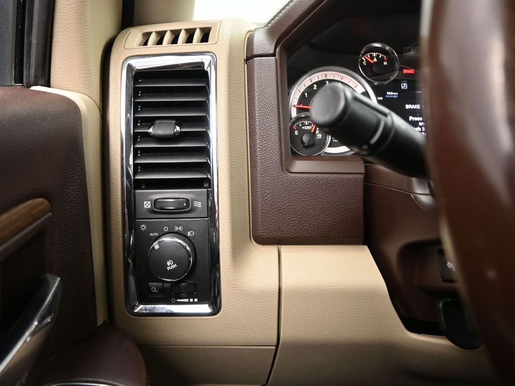 Used 2013 RAM 2500 Laramie w/ Convenience Group image 14