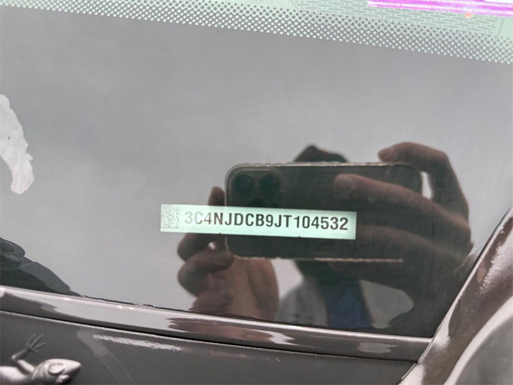 Used 2018 Jeep Compass Limited image 30