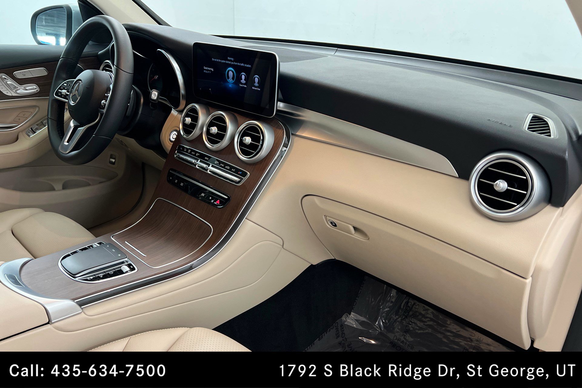 Certified 2022 Mercedes-Benz GLC 300 4MATIC w/ Premium Package Lite image 24