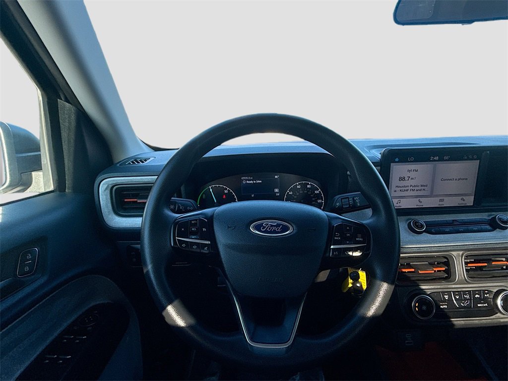 Used 2023 Ford Maverick XLT image 11