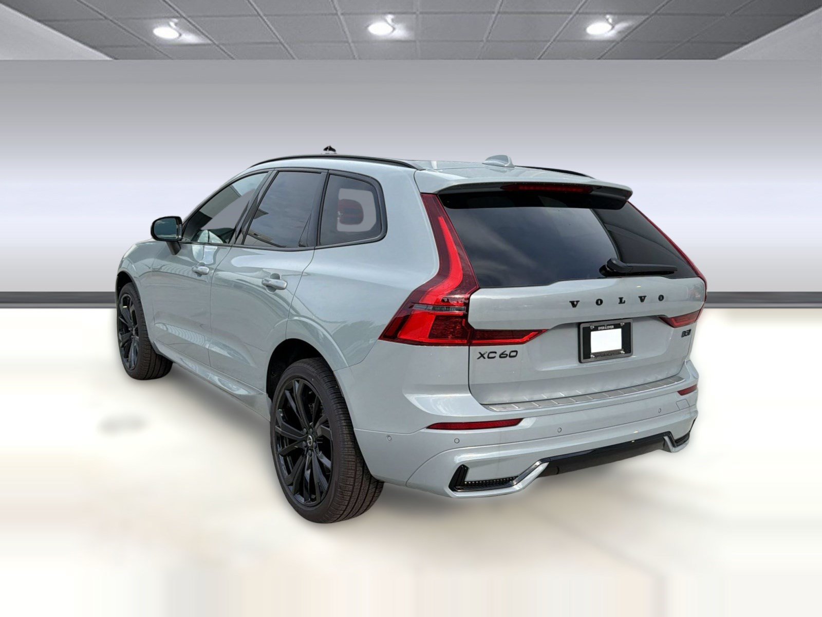 New 2026 Volvo XC60 B5 Ultra w/ Protection Package Premier AWD/4WD image 3