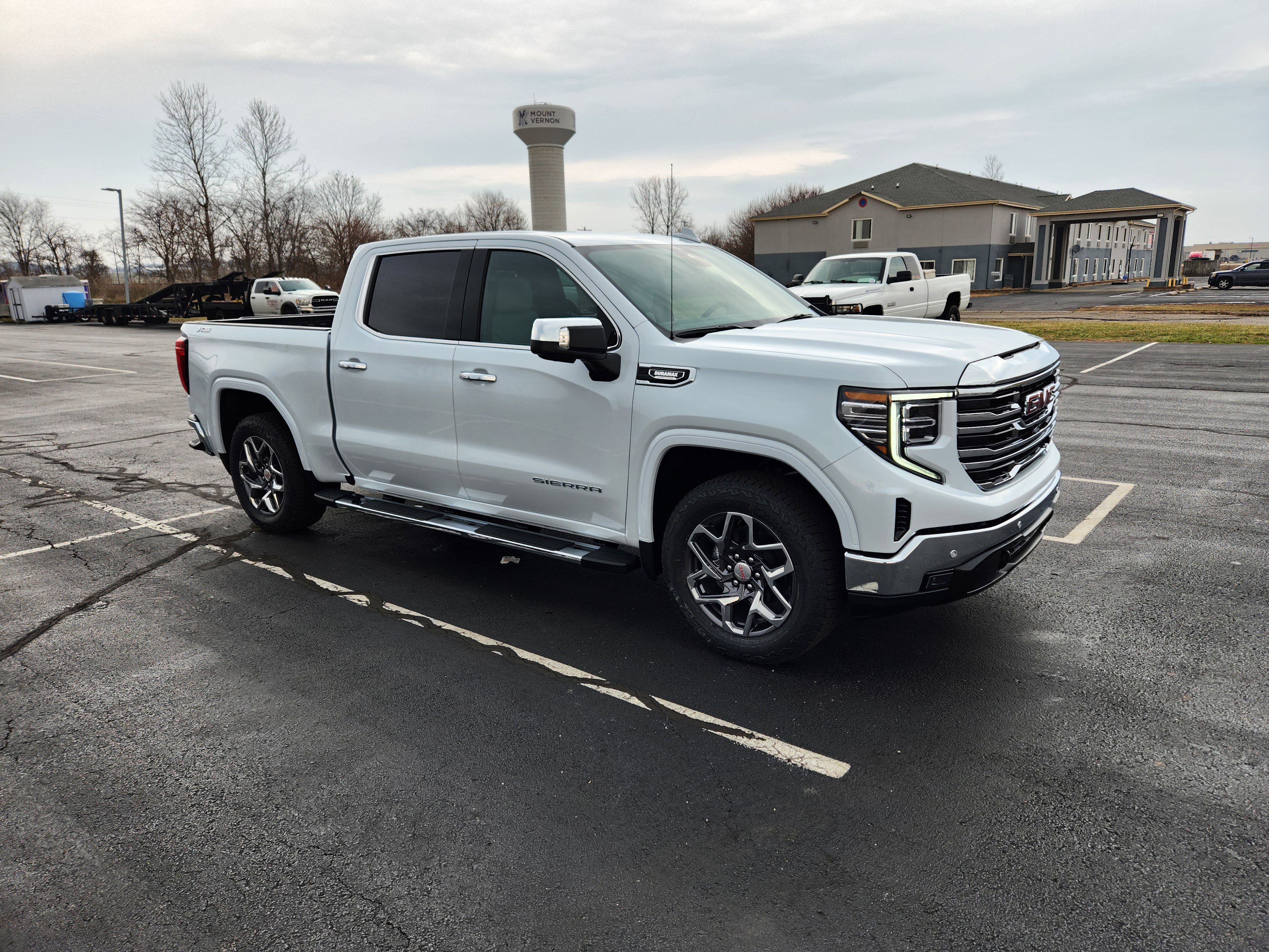 New 2026 GMC Sierra 1500 SLT w/ SLT Premium Plus Package image 6