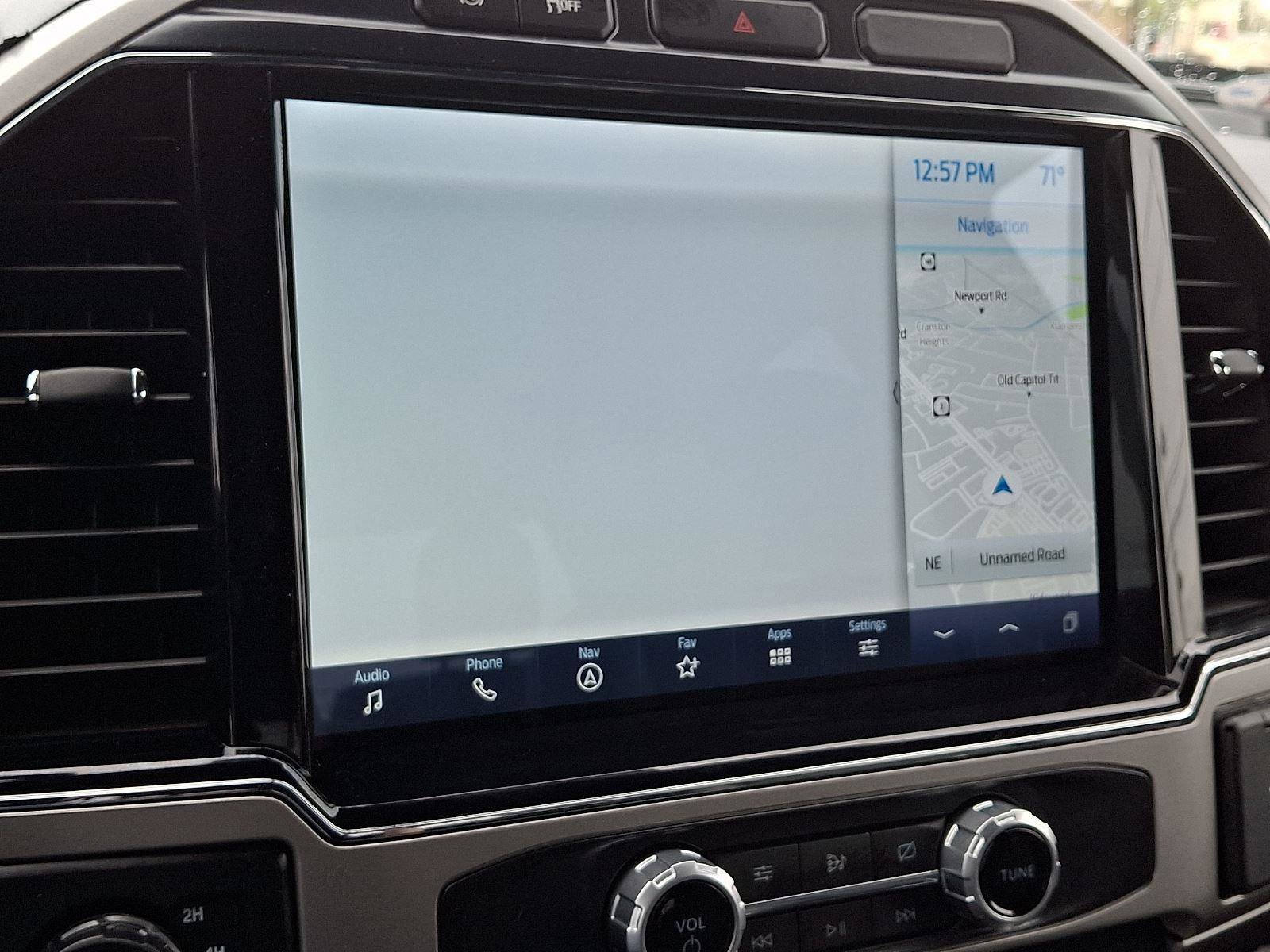 Certified 2022 Ford F350 Lariat w/ Lariat Value Package image 16