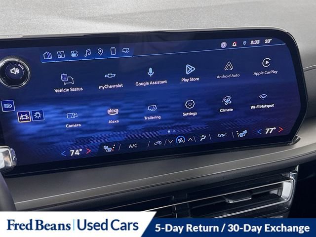 Used 2025 Chevrolet Traverse LT image 17