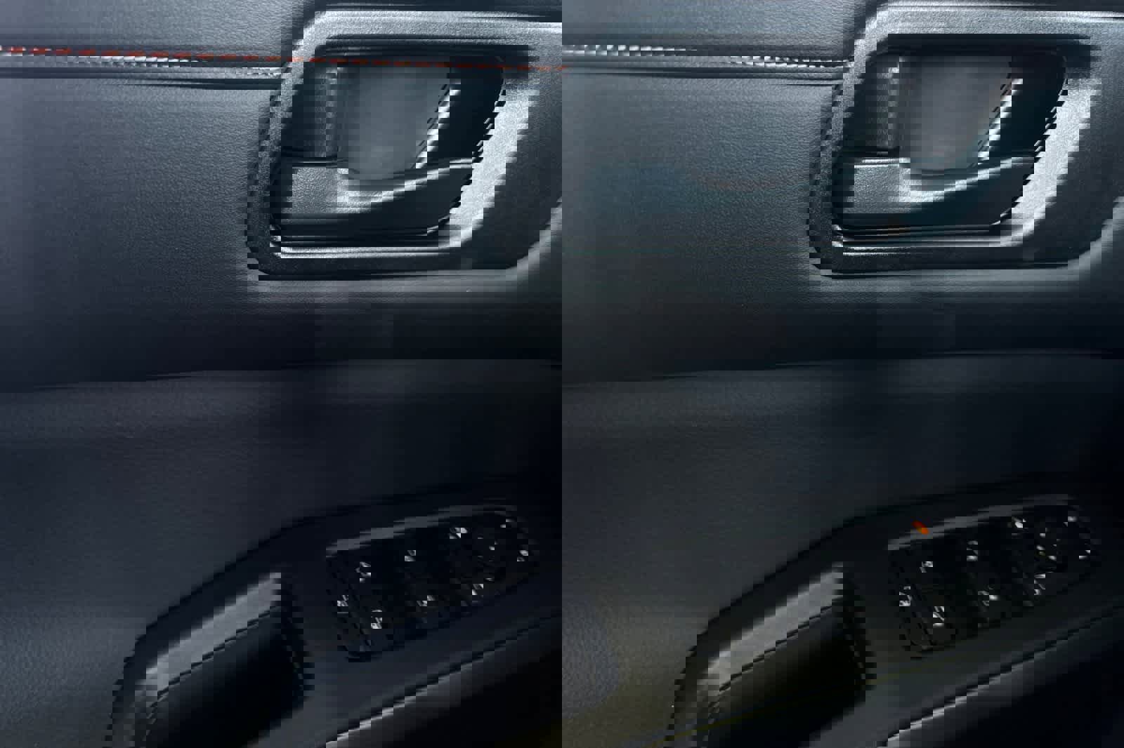 New 2025 Nissan Pathfinder Rock Creek image 13