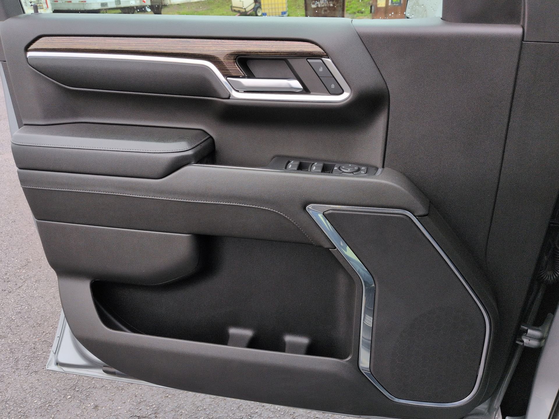 Certified 2024 GMC Sierra 1500 Elevation image 22