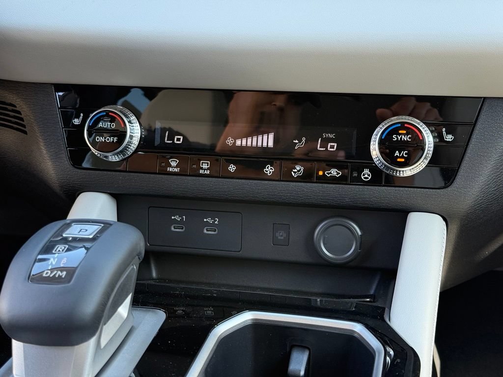 New 2026 Mitsubishi Outlander FWD image 27
