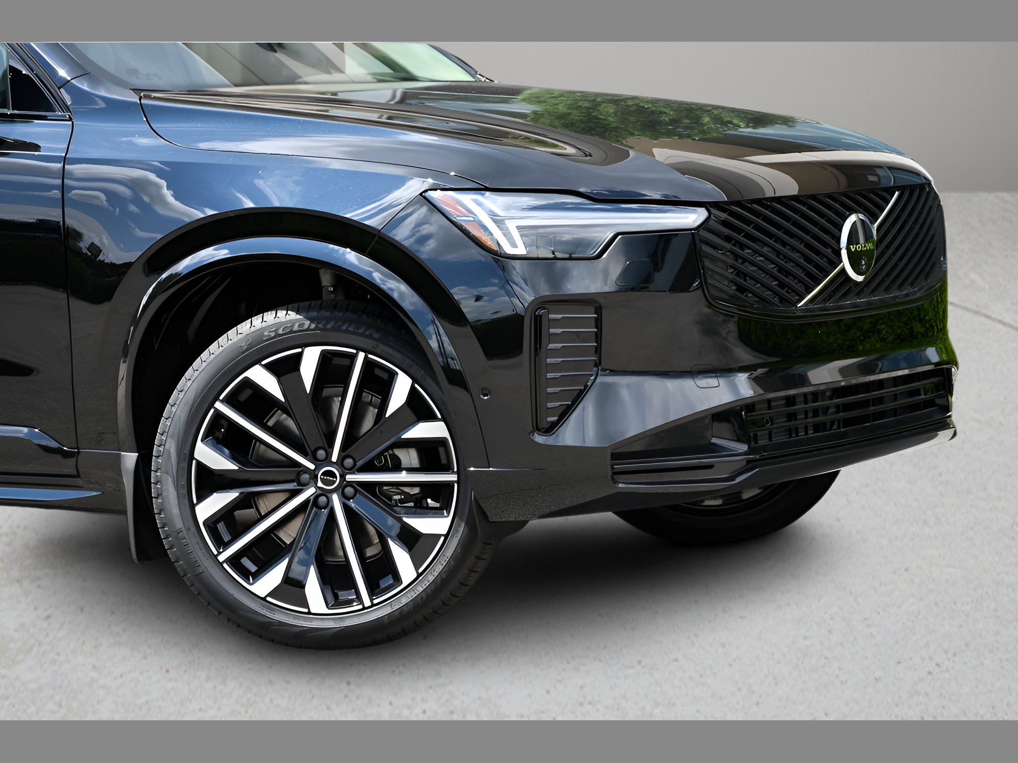 New 2026 Volvo XC90 B6 Ultra w/ Protection Package Premier AWD/4WD image 10
