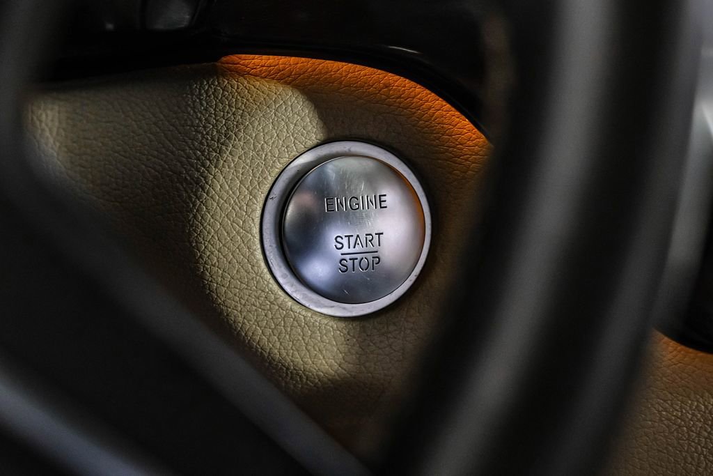 Used 2015 Mercedes-Benz GL 320 BlueTEC 4MATIC image 20