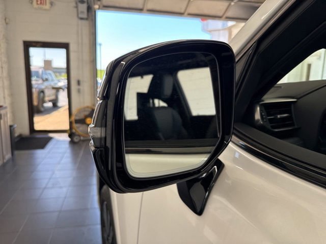 New 2026 Lexus LX 600 4WD w/ Luxury Package image 7