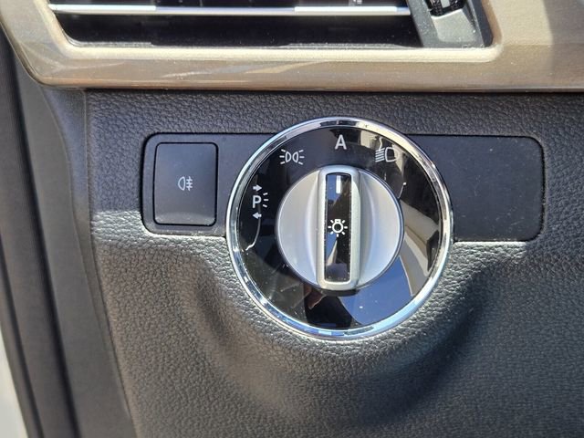 Used 2010 Mercedes-Benz E 63 AMG Sedan image 28
