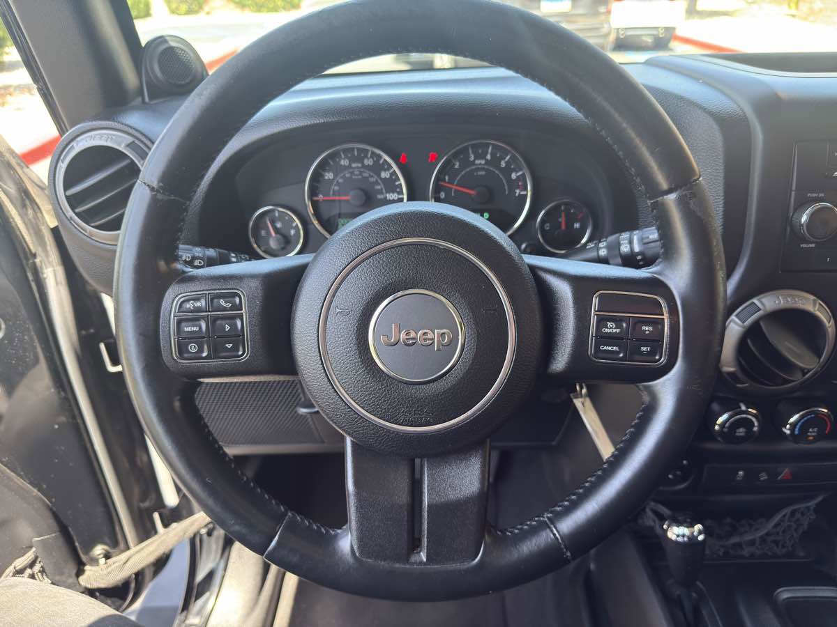 Used 2013 Jeep Wrangler Unlimited Sport image 38