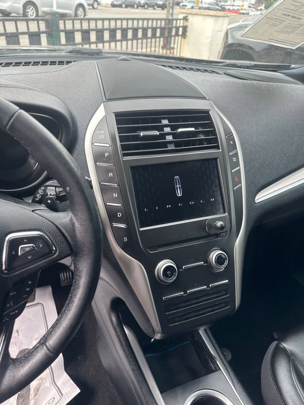 Used 2019 Lincoln MKC Premiere FWD image 37