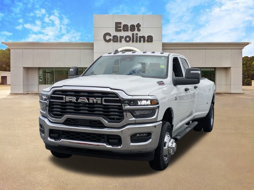 New 2026 RAM 3500 Tradesman AWD/4WD image 7