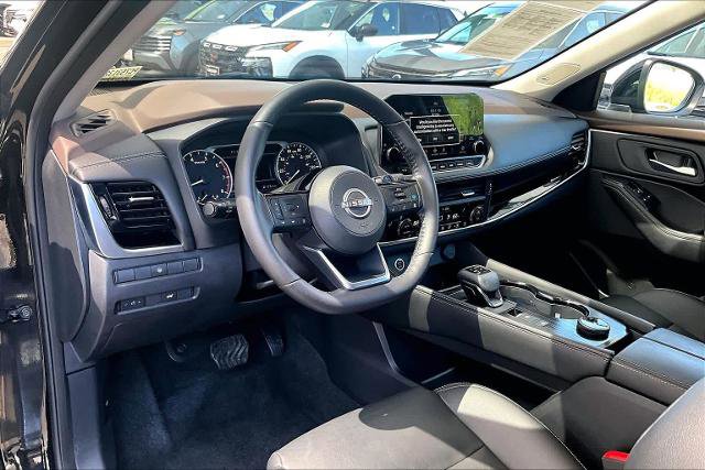 Certified 2023 Nissan Rogue SL w/ SL Premium Package AWD/4WD image 18