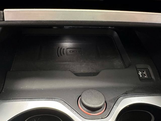 Used 2020 BMW X6 M AWD/4WD image 25