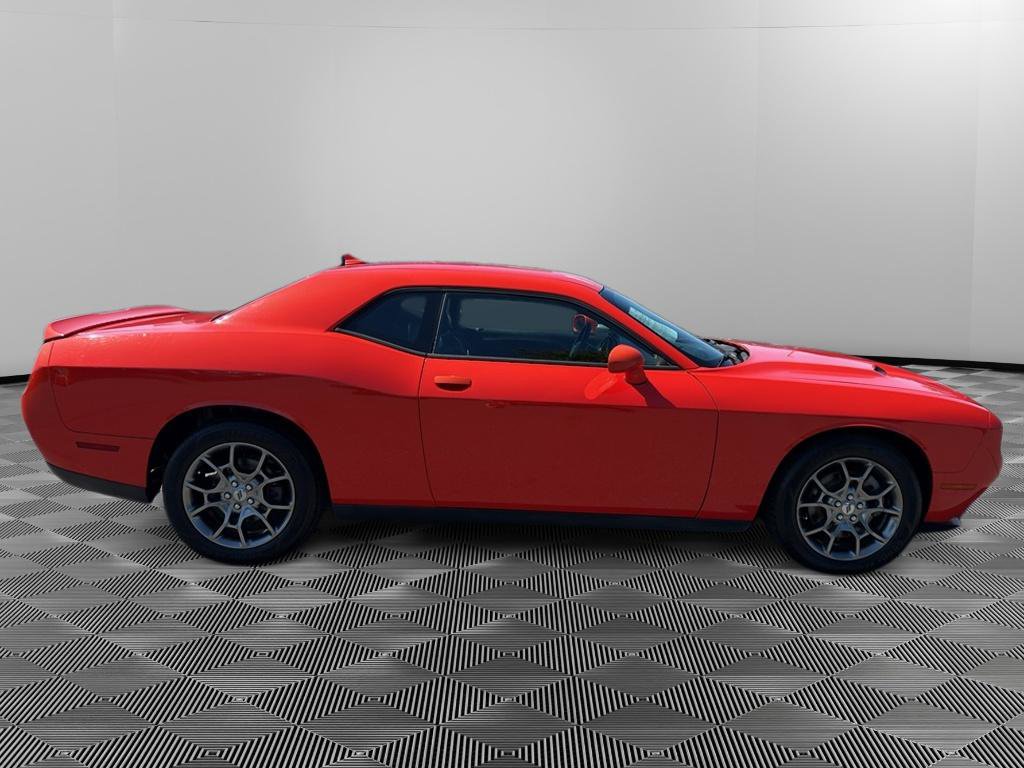 Used 2017 Dodge Challenger GT w/ Technology Group image 8