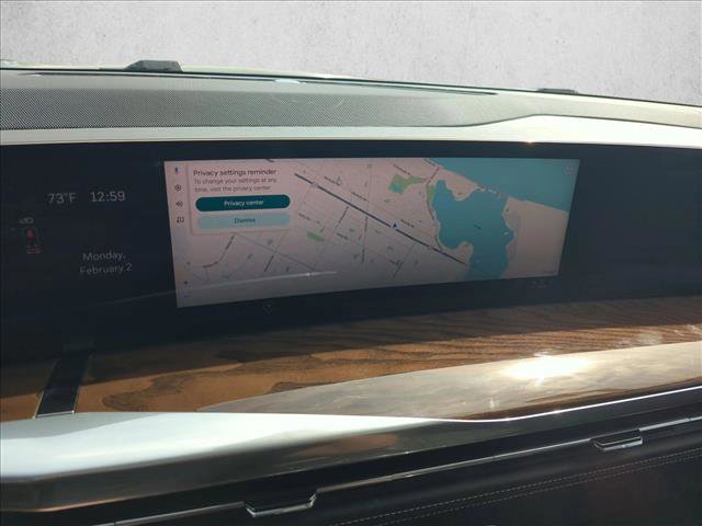 Certified 2025 Cadillac Escalade ESV Sport Platinum image 11