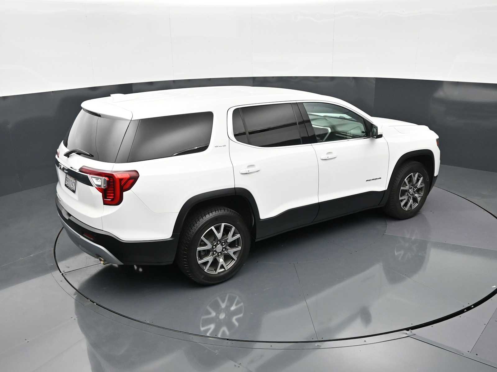 Used 2020 GMC Acadia SLE FWD image 22