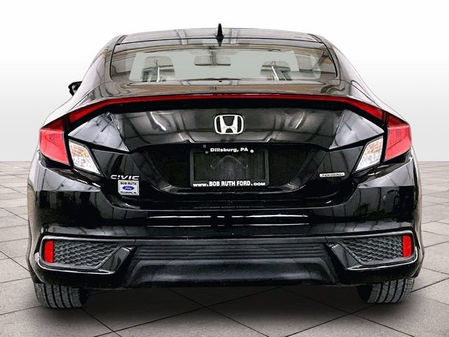 Used 2017 Honda Civic Touring image 4