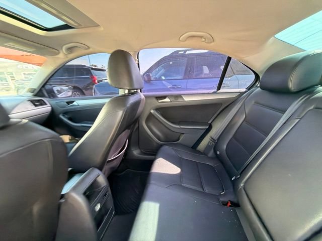 Used 2013 Volkswagen Jetta TDI FWD image 23