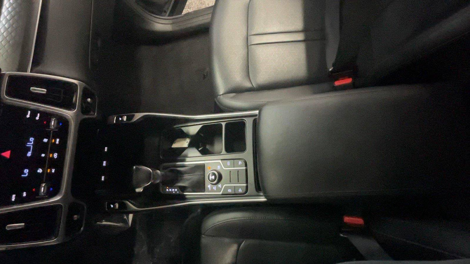 Used 2021 Kia Sorento S w/ Panoramic Sunroof Package AWD/4WD image 35